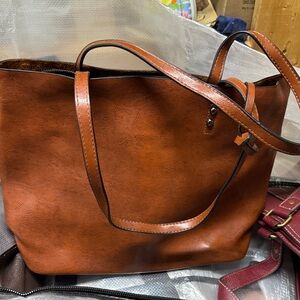 Chic Tan Leather Tote Bag